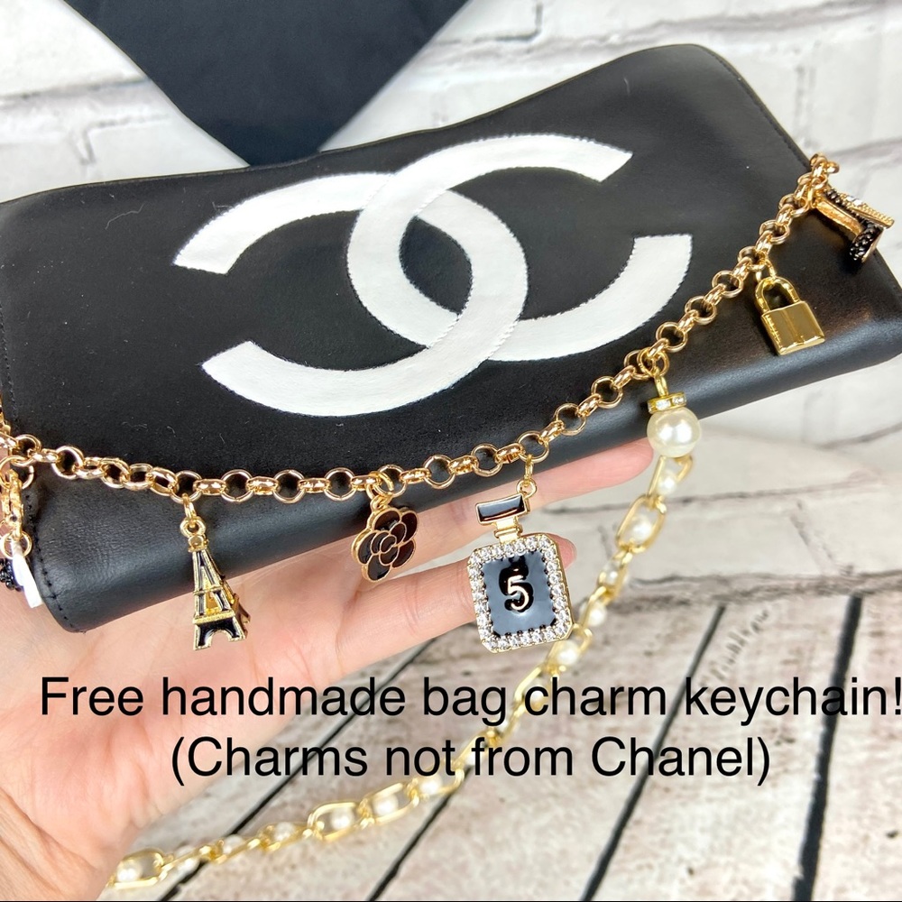 Chanel long wallet black leather crossbody custom with handmade bag charm - Picture 6 of 16